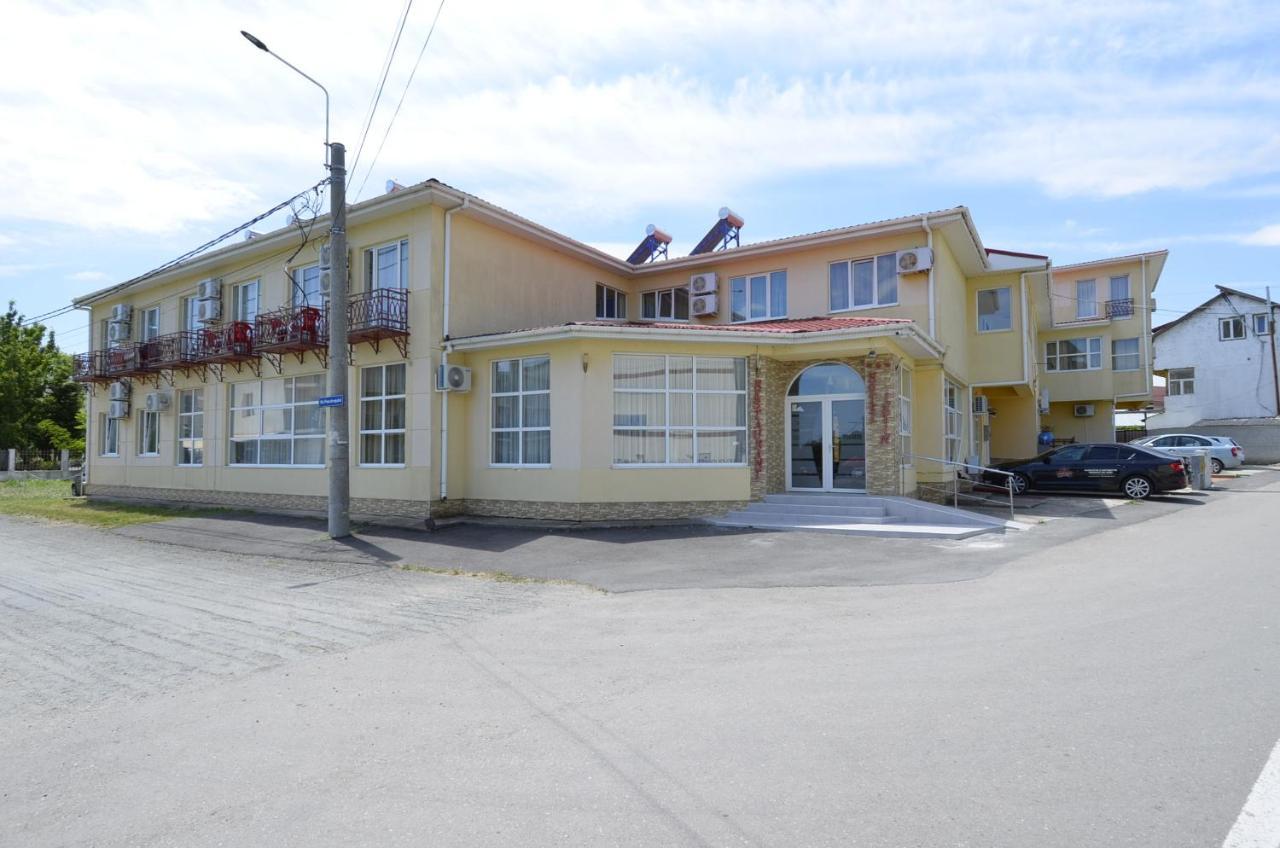 Hotel Intim Costinesti Exterior photo